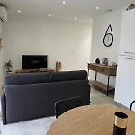 200m De La En Centre Au Calme Avec Garage Num4 * Le Grau-du-Roi